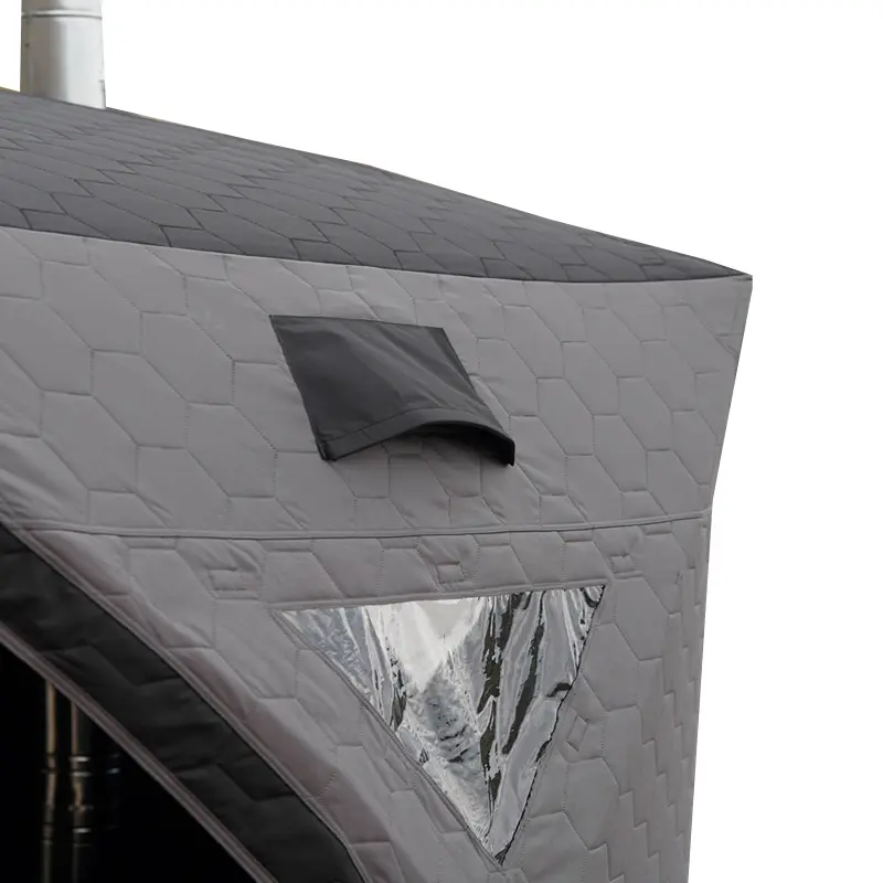 Detalle lateral de la tienda de campana igloo